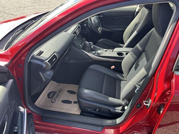 2015 Lexus IS 300h Hybrid.Sunroof.Cruise control.Alarm.10 Airbags.Rear camera.Park sens. Carousel 3