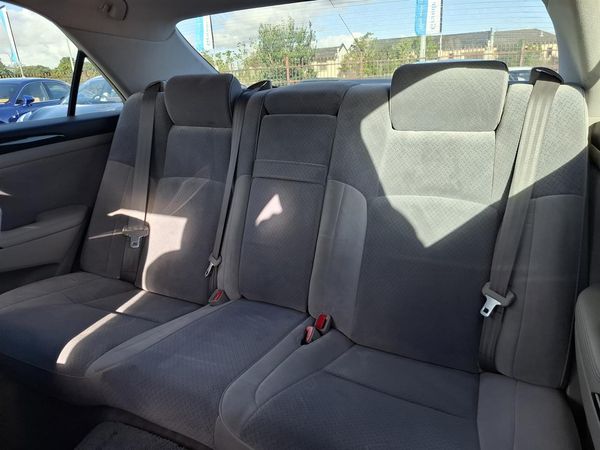 2006 Toyota Crown Athlete.Cruise control.Rear camera. Carousel 2