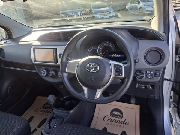 2015 Toyota Vitz F.LOW KM.Rear camera.SRS Airbags. Carousel 7