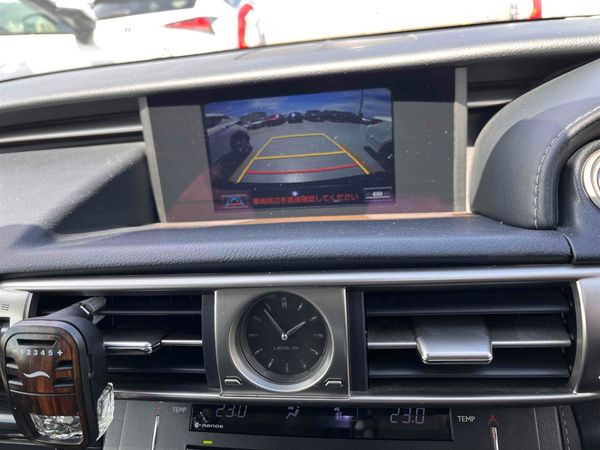 2016 Lexus IS 300h Transit Hybrid L Package Carousel 2