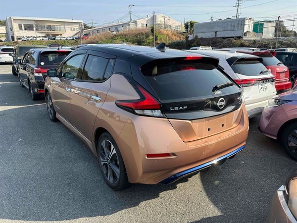 2021 Nissan Leaf 40KW.91% SOH.360 Camera.Pro-Pilot.Lane assist.Safety radar.Park sens. Carousel 5
