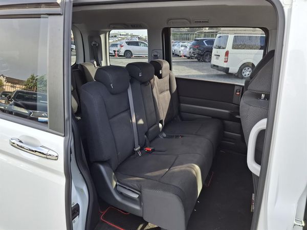 2012 Honda Step Wagon Spada.Towbar.Android/Apple CarPlay.Cruise control.Rear cam.Park sensors. Carousel 2
