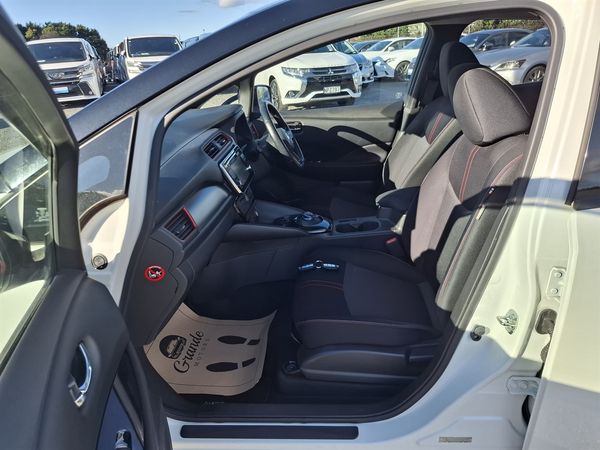 2019 Nissan Leaf Nissmo 85,87% Soh Grade 4,5 Carousel 4