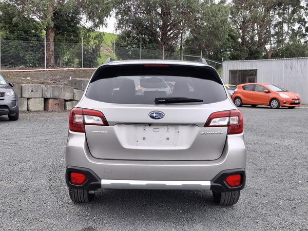 2017 Subaru Outback 4WD.Eyesight.Blind spot.Leather.Radar cruise.Lane assist.Alarm. Carousel 16