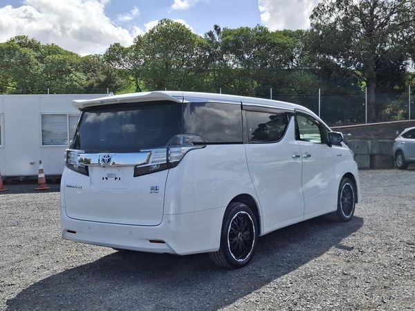 2016 Toyota Vellfire Hybrid.Radar cruise.Rear camera.Park sens.8 Airbags. Carousel 17