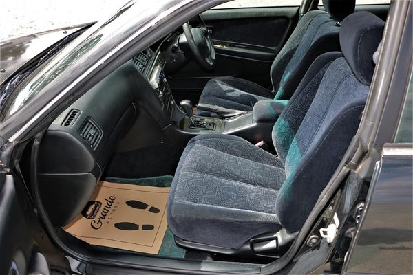 1999 Toyota Chaser Tourer.Facelift. Carousel 2