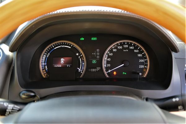 2016 Lexus HS250H Leather.Rear cam.Park.sensors.Cruise control.Alarm. Carousel 9