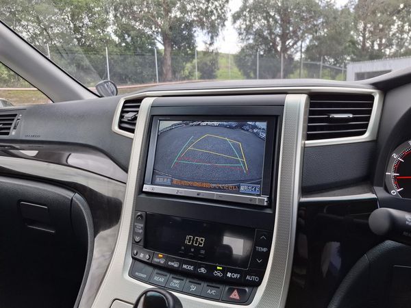 2013 Toyota Vellfire Golden Eye.Park sensors.Rear cam.Cruise control.8 Airbags. Carousel 9