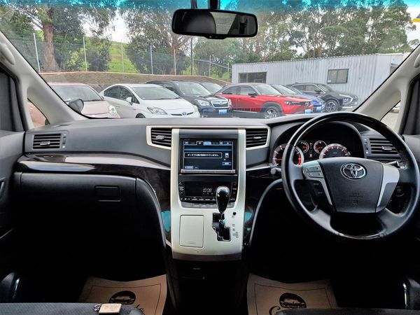 2013 Toyota Vellfire Golden Eye.Park sensors.Rear cam.Cruise control.8 Airbags. Carousel 7