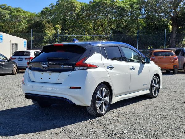 2022 Nissan Leaf 40KW.SOH 86%.Pro-pilot.Android/ApplePlay.360°cam.Park sens. Carousel 17