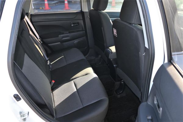 2013 Mitsubishi RVR Roadest.Body kit.17inch Alloys. Carousel 2