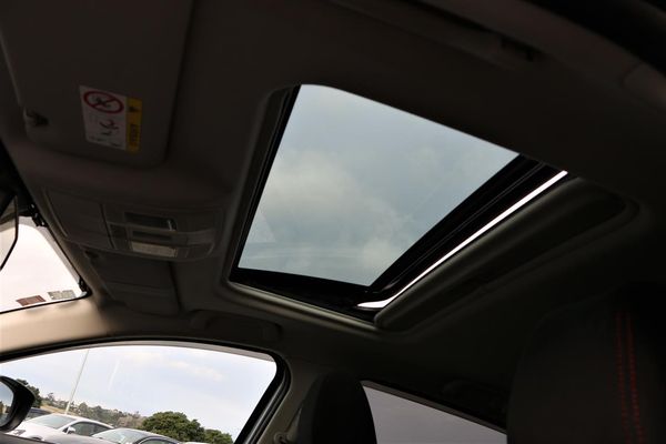 2015 Mazda Axela Radar Cruise. Bose. Alcantara Carousel 8