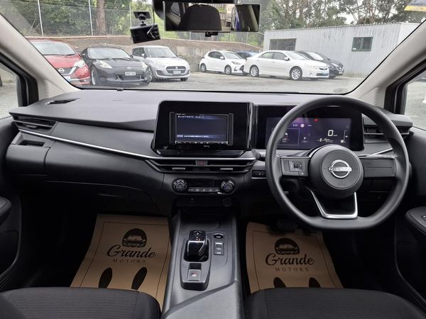 2023 Nissan Note Safety radar.Lane assist.Park sensors.Button start.LOW KM. Carousel 5