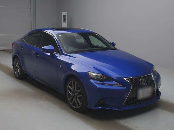 2013 Lexus IS 300h F-Sport.Radar cruise.Alarm.Leather.10 SRS Airbags.New tires.