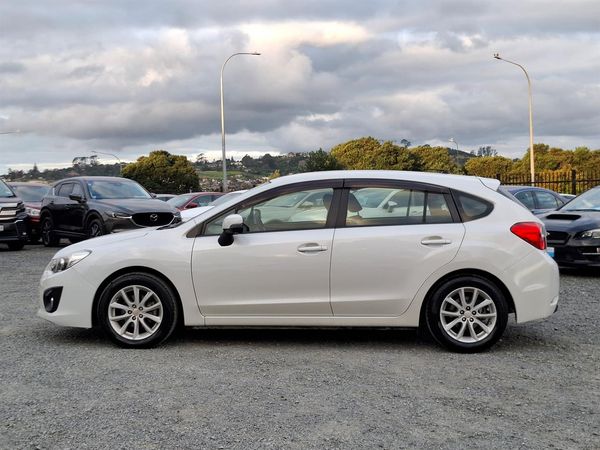 2014 Subaru Impreza 2.0 Sport.rear camera.Cruise control. Carousel 11
