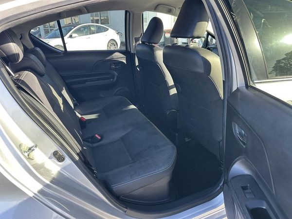2018 Toyota Aqua G.Leather.8 Airbags.Cruise control.Lane assist.Safety radar. Carousel 2