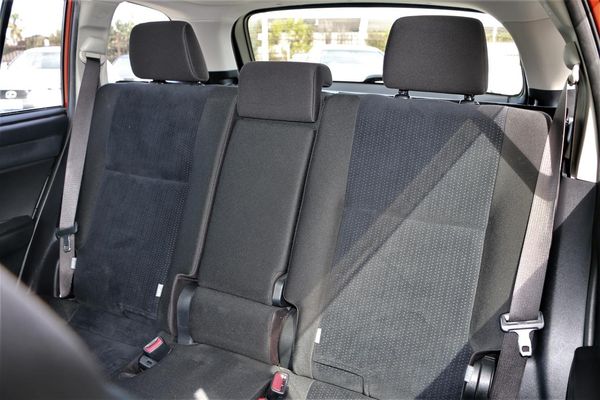 2015 Toyota Corolla Fielder G.Hybrid.Rear cam.Safety radar.Lane assist.Park sensors.Button start.8 Airbags. Carousel 4