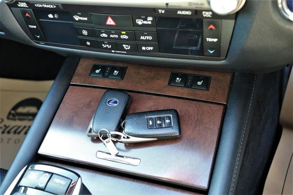 2012 Lexus GS 450h Hybrid.Sunroof.Leather.Alarm.10 Airbags. Carousel 8