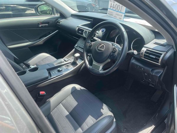 2015 Lexus IS 300h Transit IS300H Hybrid Carousel 4