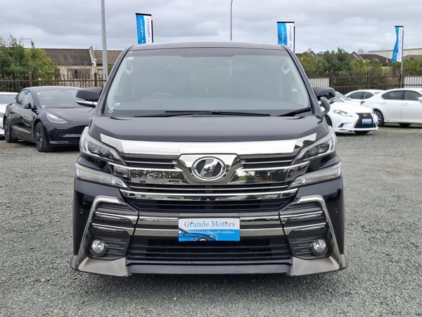 2016 Toyota Vellfire Rear camera.Electric doors.Rea cam.8 Airbags. Carousel 11