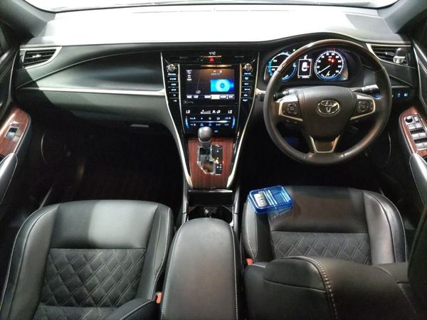 2014 Toyota Harrier Transit Hybrid 4 WD JBL Grade4,5 Carousel 5