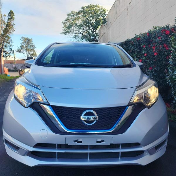 2017 Nissan Note E- Power Carousel 1