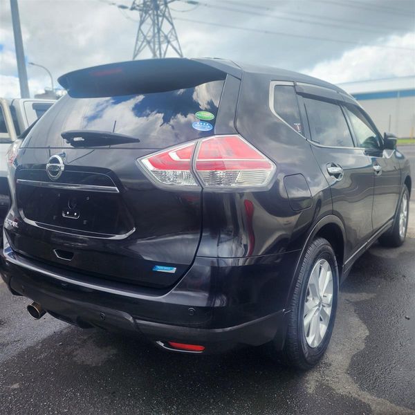2014 Nissan X-Trail Carousel 6