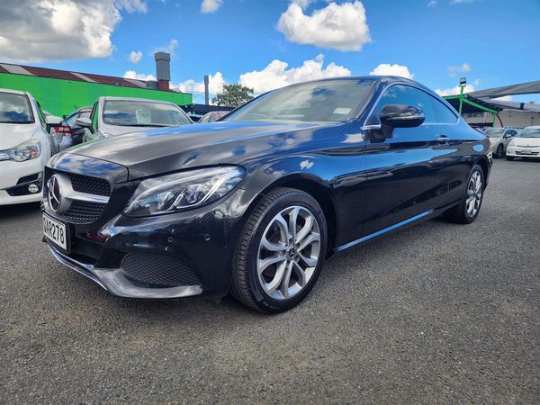 2017 Mercedes-Benz C 180 Coupe Carousel 4