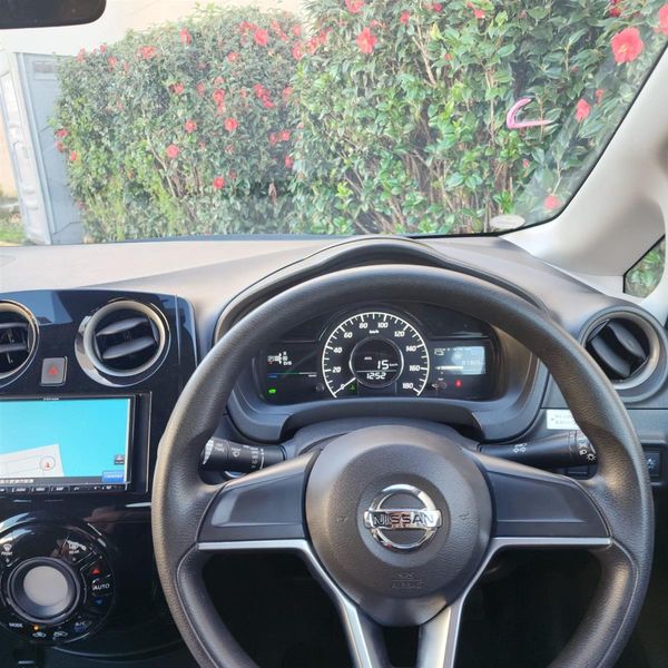 2017 Nissan Note E- Power Carousel 7
