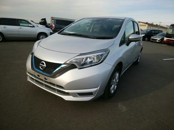 2017 Nissan Note E- Power Carousel 8
