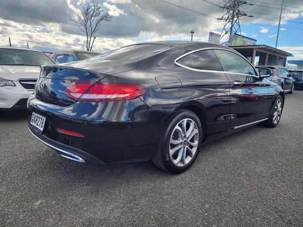 2017 Mercedes-Benz C 180 Coupe Carousel 3