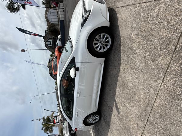 🚗 2020 Toyota Corolla Sedan – Reliable, Stylish, and Fuel Efficient! 🚗 Carousel 3