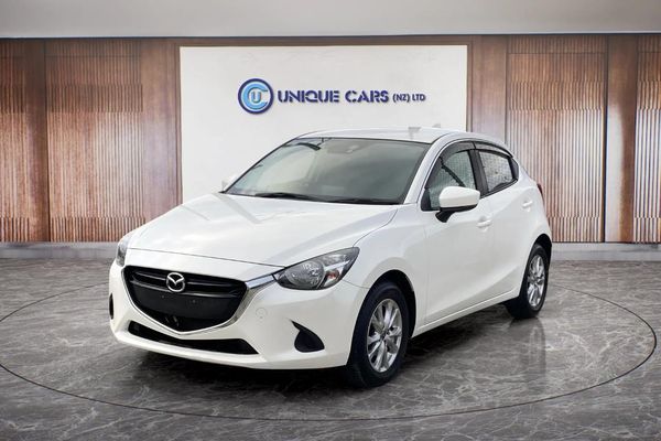 2016 Mazda Demio 1.5 XD Touring Carousel 13