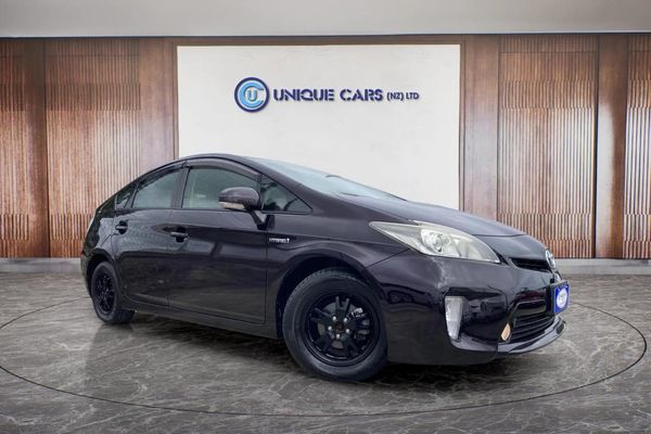 2014 Toyota Prius 1.8 Type S Facelift Carousel 10