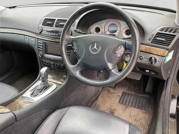 2006 Mercedes-Benz E350 Avantgarde Carousel 2