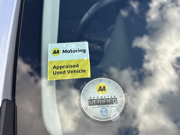 2015 Subaru Legacy B4 Limited Carousel 9