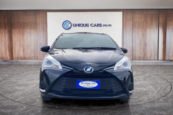2017 Toyota Vitz 1.5 F Hybrid Carousel 12