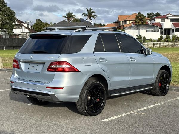 2015 Mercedes-Benz ML250 2.1D Bluetec 4Matic Carousel 1