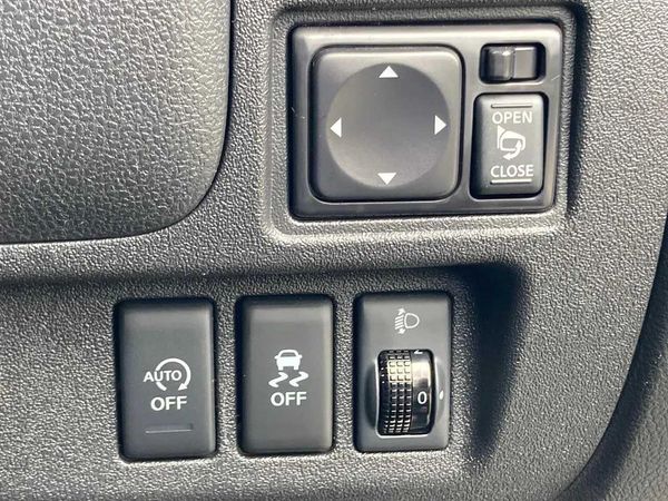 2014 Nissan Latio 1.2S Auto Stop Carousel 8