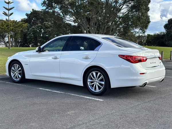 2015 Nissan Skyline 350GT Hybrid Carousel 16