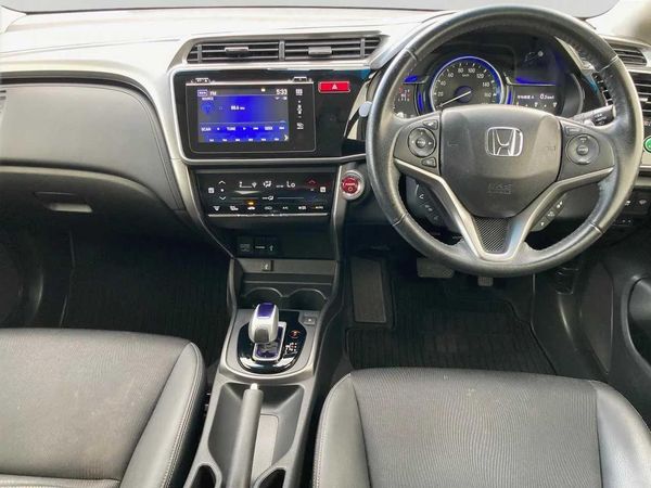 2015 Honda Grace 1.5EX Hybrid Carousel 1