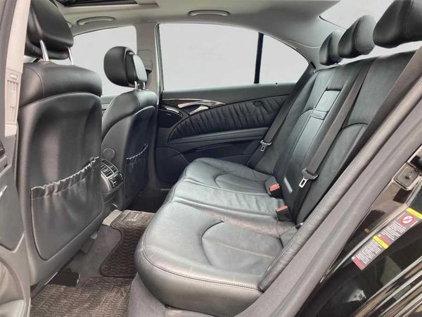 2006 Mercedes-Benz E350 Avantgarde Carousel 5
