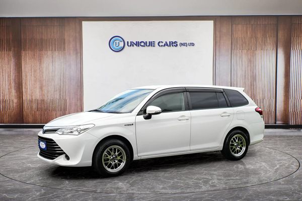2017 Toyota Corolla Fielder 1.5G Hybrid Carousel 14