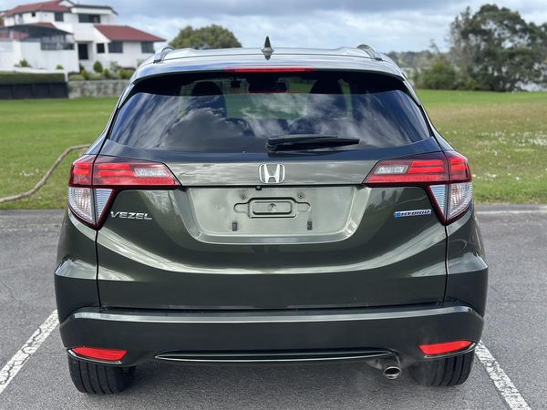 2013 Honda Vezel 1.5 Z Hybrid Carousel 16