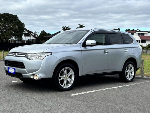 2013 Mitsubishi Outlander 2.4G 4WD 7 Seater Carousel 13