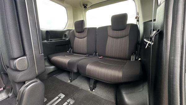 2015 Nissan Serena Highway Star Smart Hybrid Carousel 6