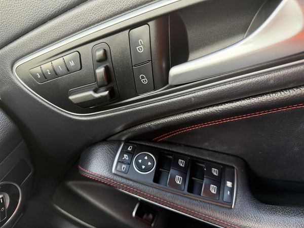 2015 Mercedes-Benz CLA250 Leather Exclusive AMG Package Carousel 6