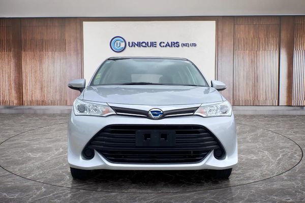 2017 Toyota Corolla Fielder 1.5G Hybrid Carousel 12