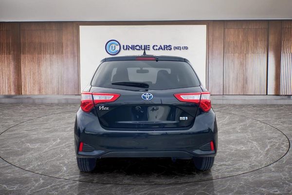 2017 Toyota Vitz 1.5 F Hybrid Carousel 16