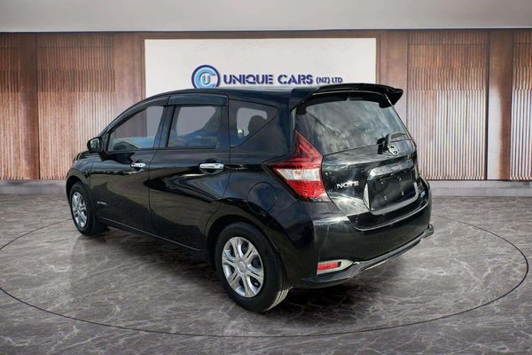 2016 Nissan Note E-Power X Ltd Carousel 15